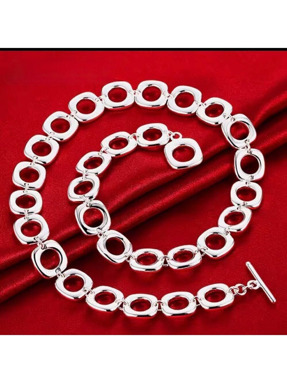 New with Tags Boutique Silver Tone Oval Link Necklace – 16-17 Inches